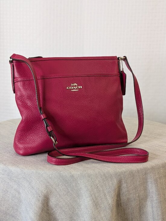 Coach Handbags - Coach F28035 Pink Pebbled Leather Crossbody Bag Purse Adjustable Strap